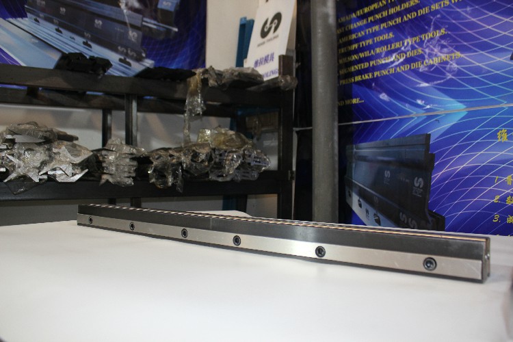 KRRASS press brake tools Press brake punch and dies,punch holders